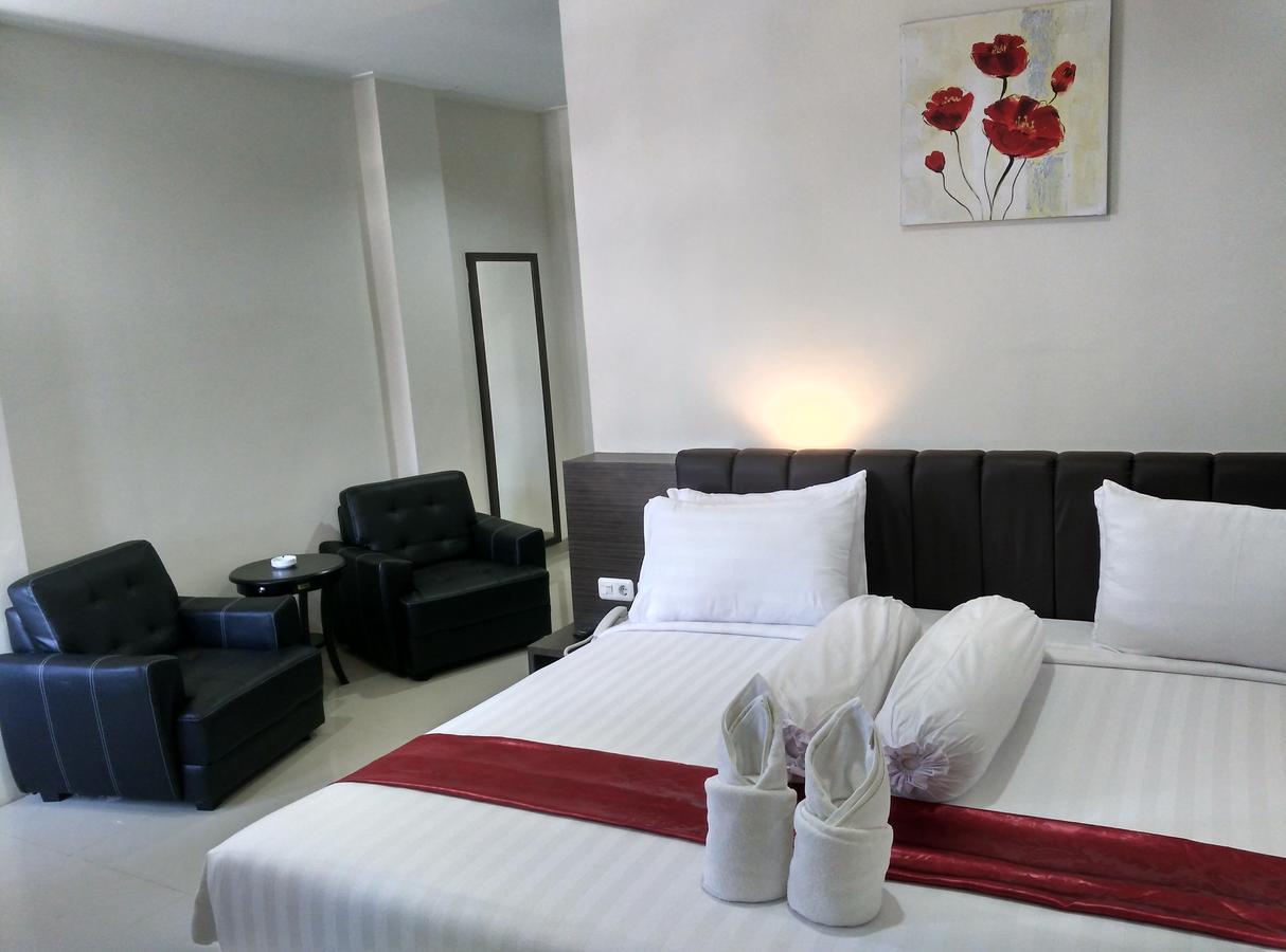 Grand Indobaru Hotel Selatpanjang ภายนอก รูปภาพ