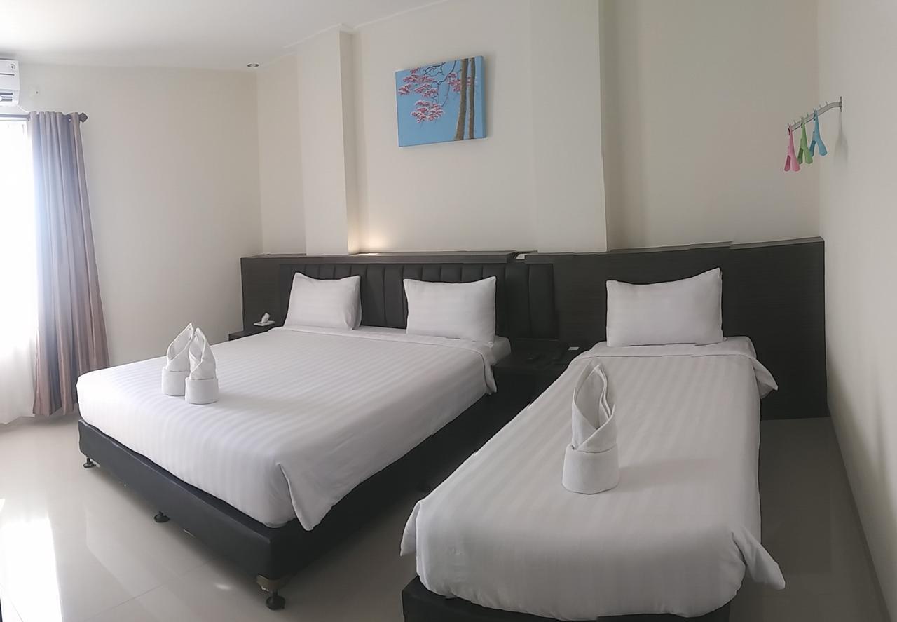 Grand Indobaru Hotel Selatpanjang ภายนอก รูปภาพ
